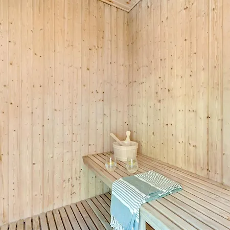 Liviana - From The Sea By Interhome *